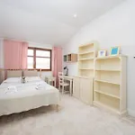 Classy White By Oneapartments Gdansk