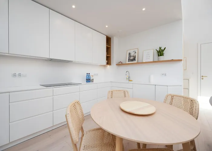 公寓 Classy White By Oneapartments