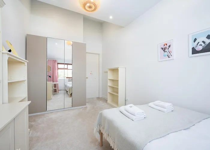 公寓 Classy White By Oneapartments *