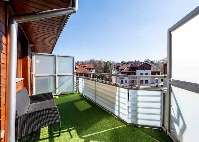 Classy White By Oneapartments