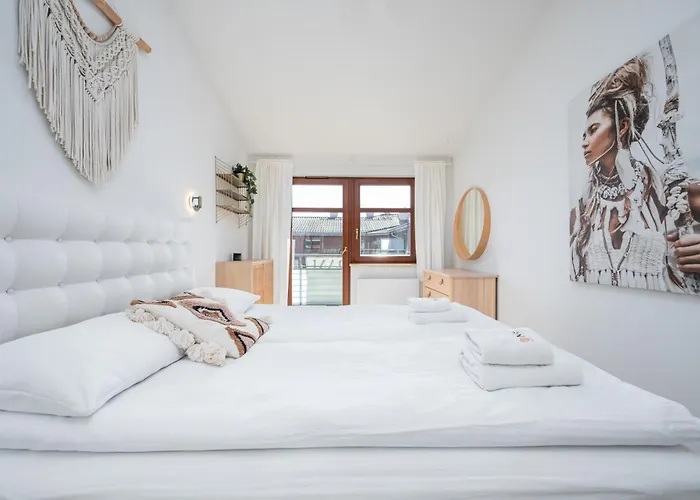 Classy White By Oneapartments * Gdansk